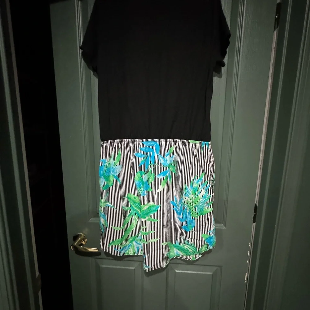 Lauren Ralph Lauren Black Top with Green Floral Midi Dress - Picture 6 of 6